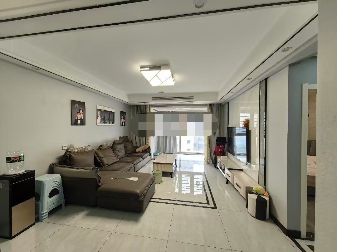 捡漏，元泰未来城C区， 精装三房两卫，单价5千多， 楼层好，视野采光好，