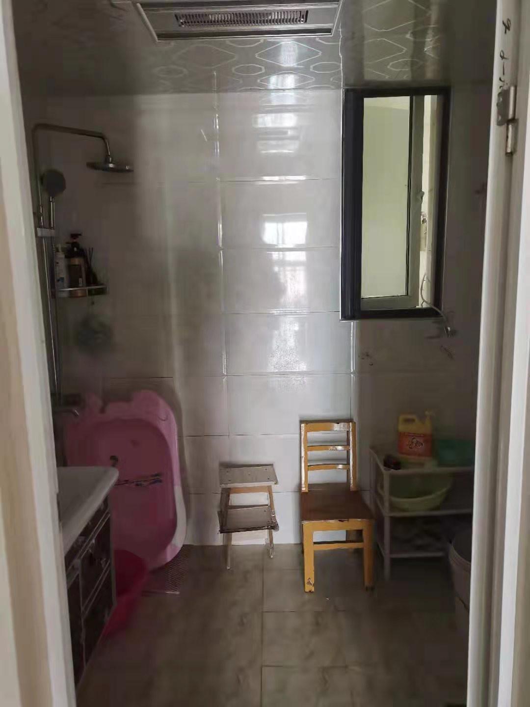 福星城精装三房南北通透诚意出售!