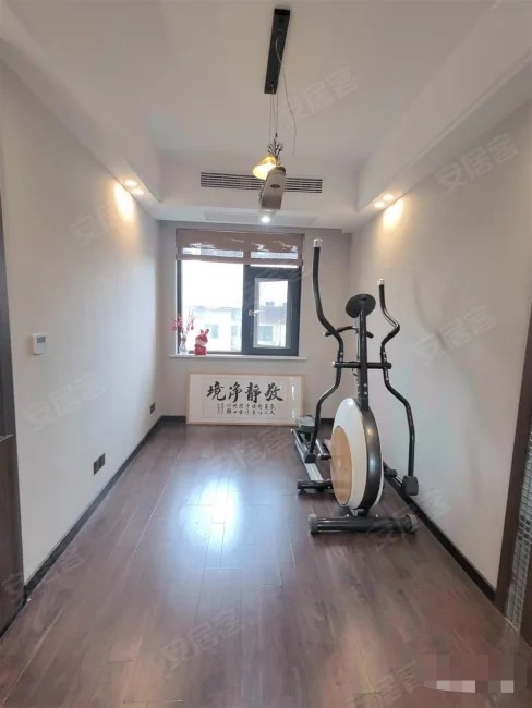 ？急售，城南，新城壹号5期，精装三房两卫，电梯好楼层，证满二，诚心出售