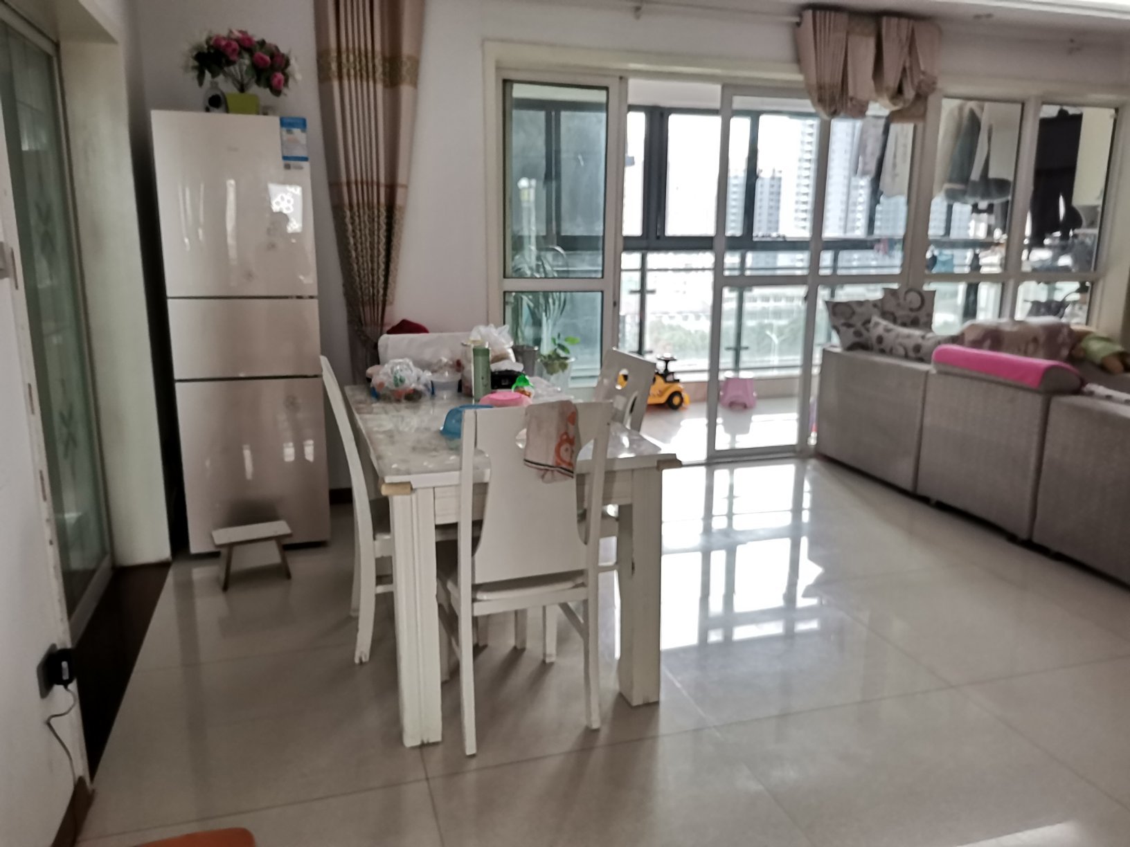 福星城电梯边户 拎包入住 满二 证在手随时过户