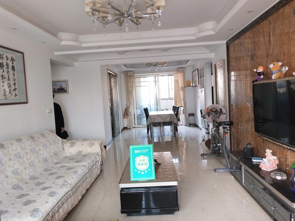 城南 沔阳公馆 步梯精装大三房 楼层好 业主诚意出售