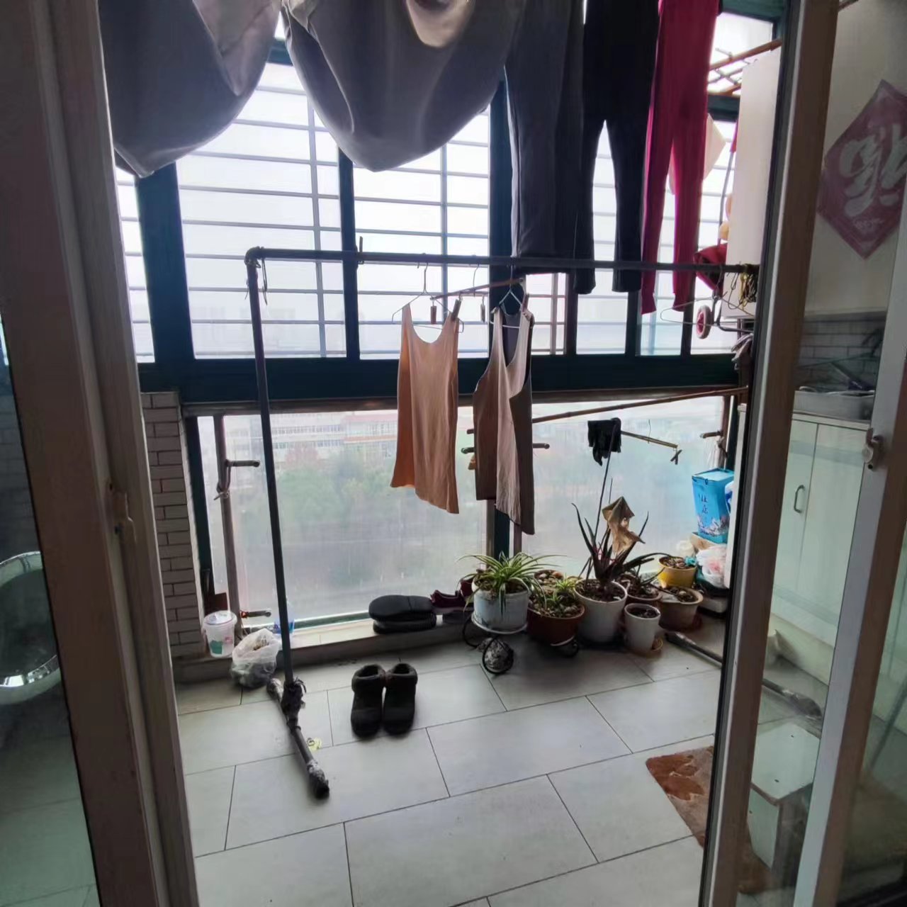 浅水湾.精装三房.证件满二.看房方便