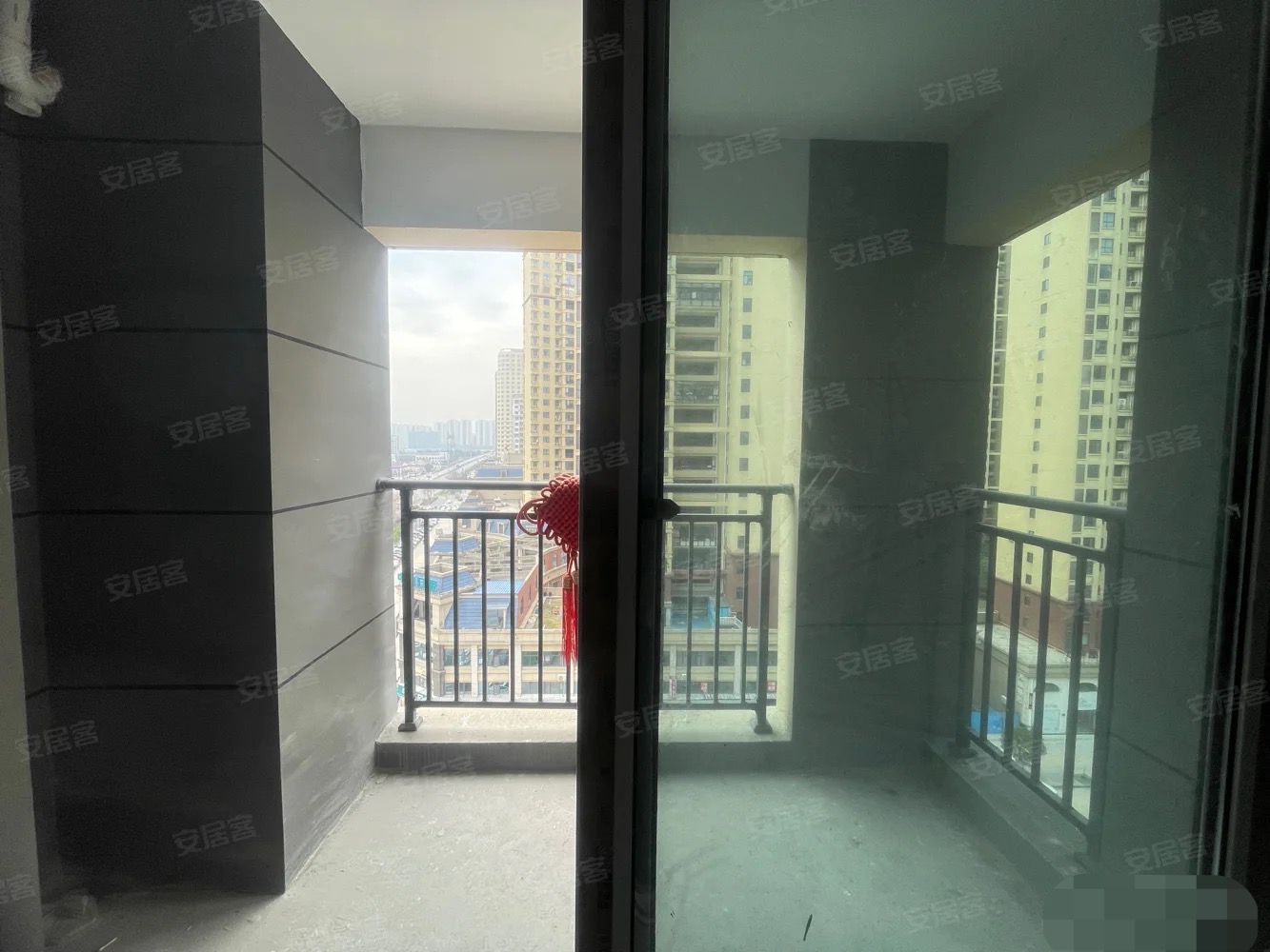 95，城南好地段，森林国际北苑，小高层三房，好楼层，公摊小，产品稀缺，速度来