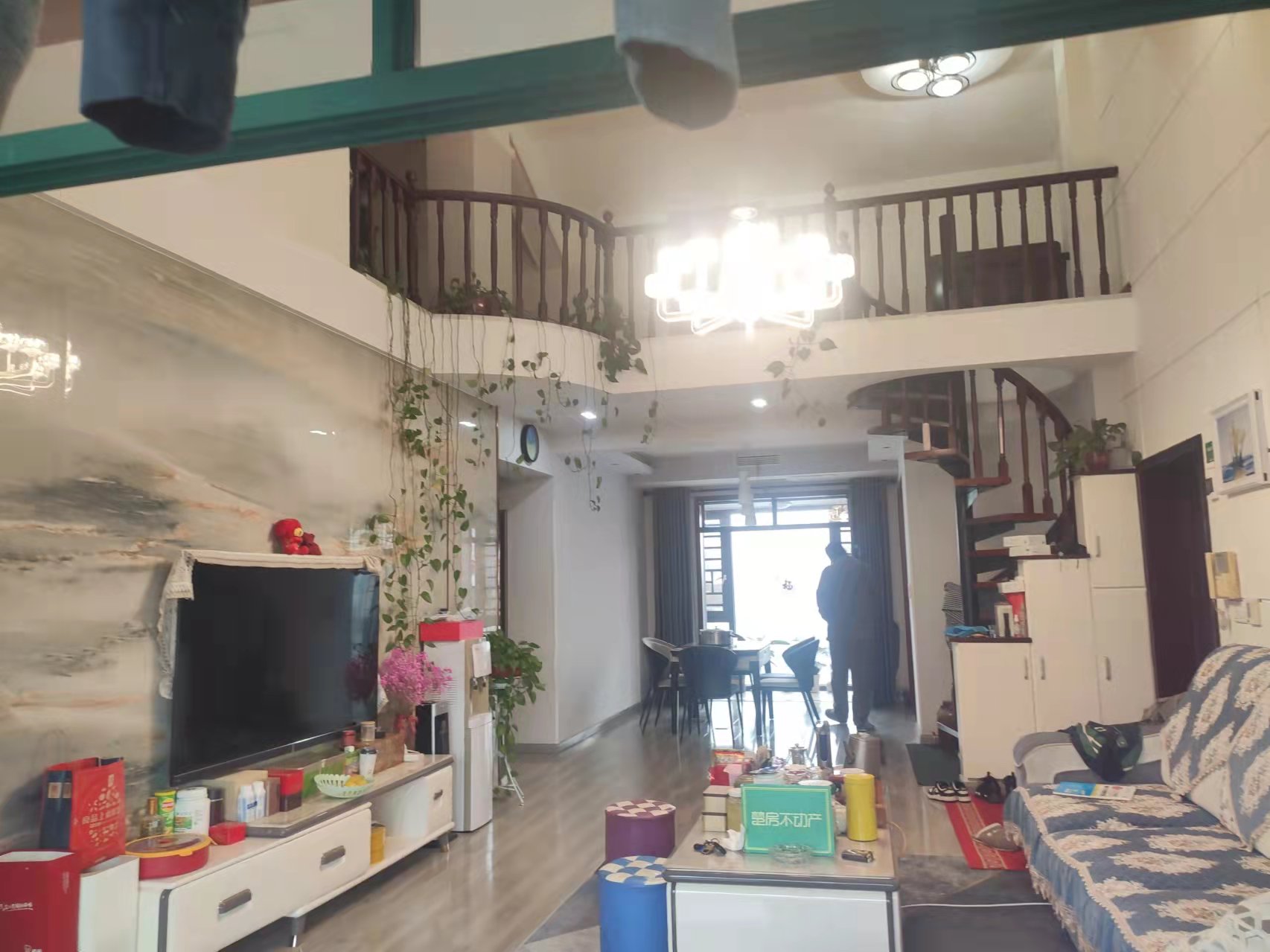 房东急售城南明珠hao庭精装修四房小复式拎包入住电梯小高层