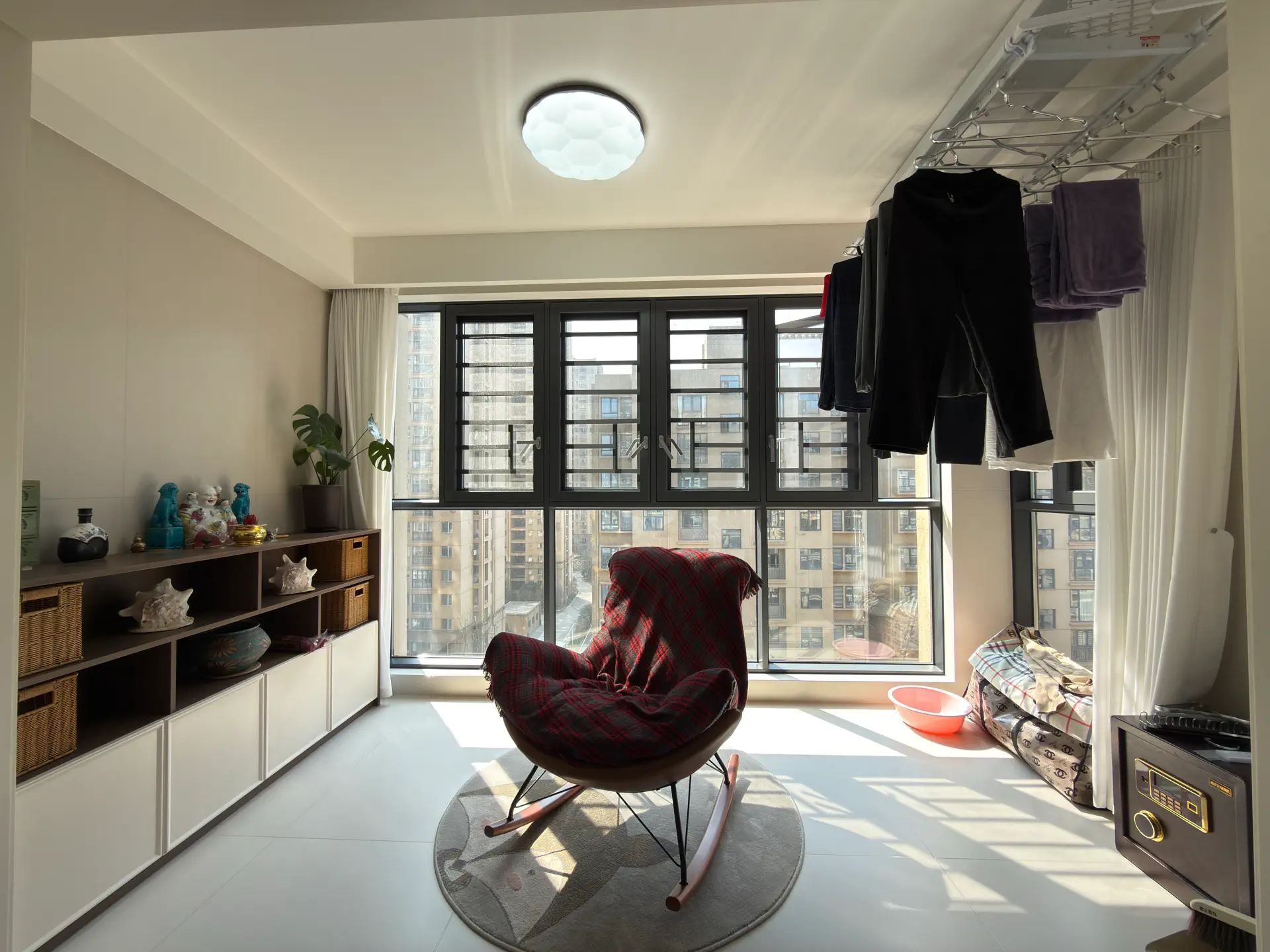 洋房！电梯小高层，好楼层，全屋高档家私，法式中古风，证满二