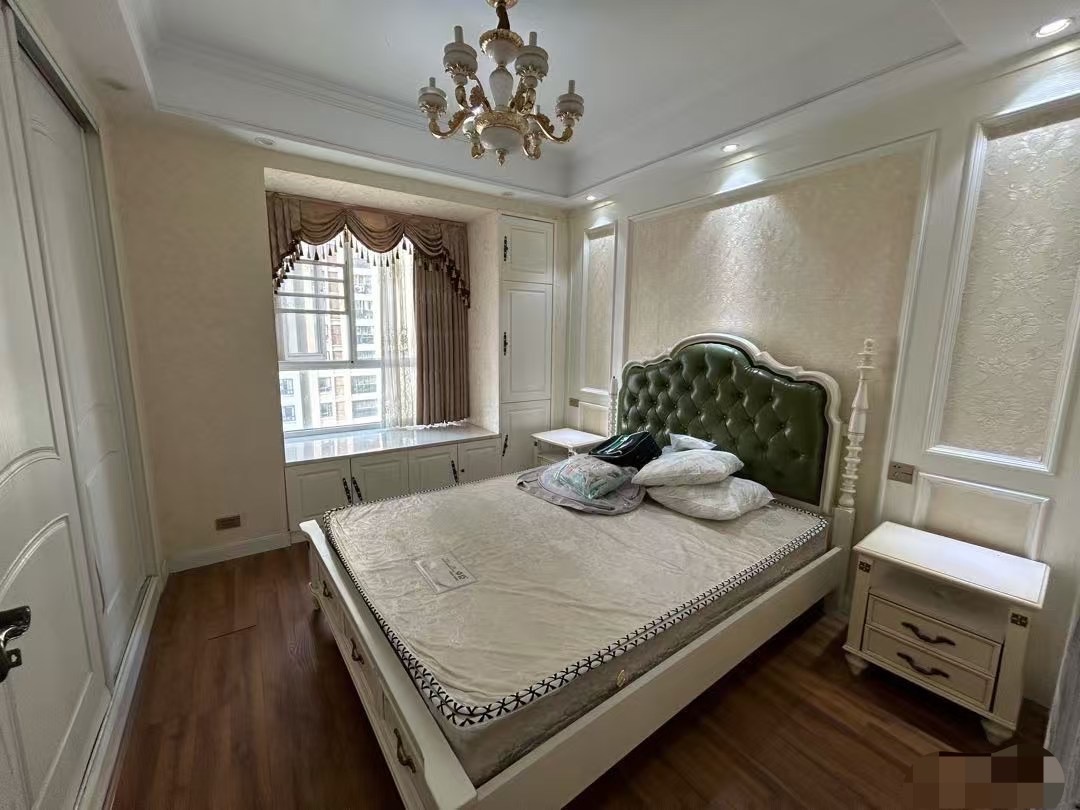 捡漏好房，和合国际四期，欧式风格，精装大3房2卫，好楼层16楼，老证