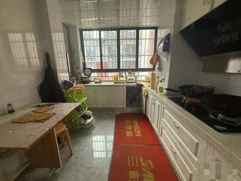 429，城南，紫金城，精装两房，电梯六楼，拎包入住，诚心出售