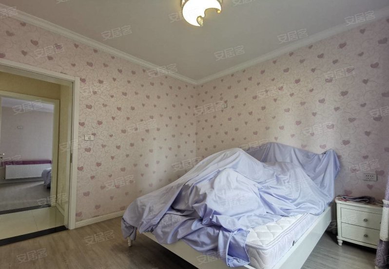 高楼层，无遮挡风景；精致户型，超低出租，赶紧认领