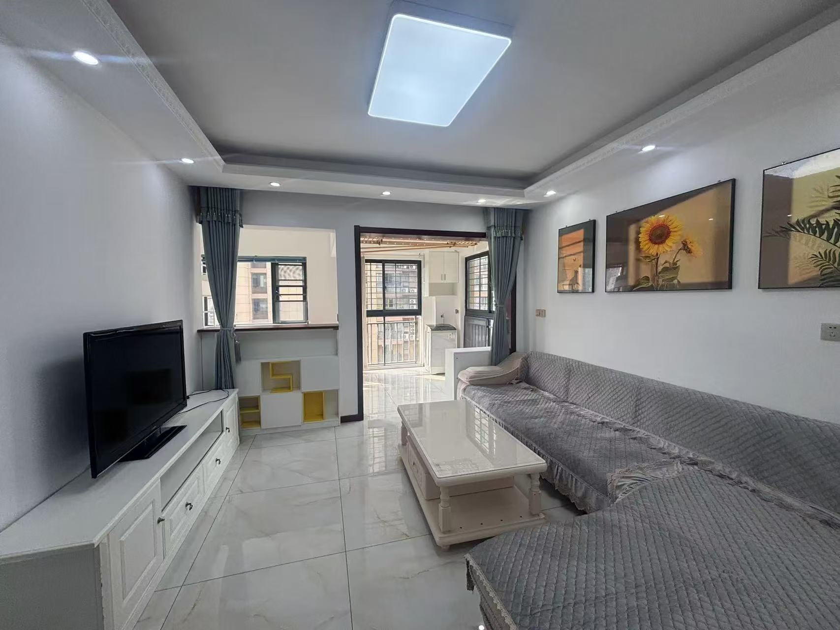 城南，元套未来城A区 ，精装单价4700 ，中间楼层 ，证件满二 ，