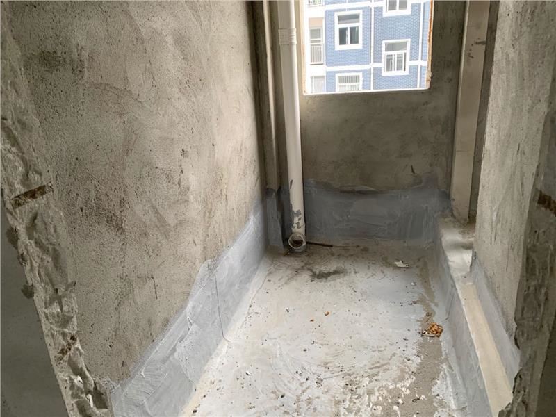 城南碧桂园旁，户型方正，视野开阔，采光非常好，只限全款！