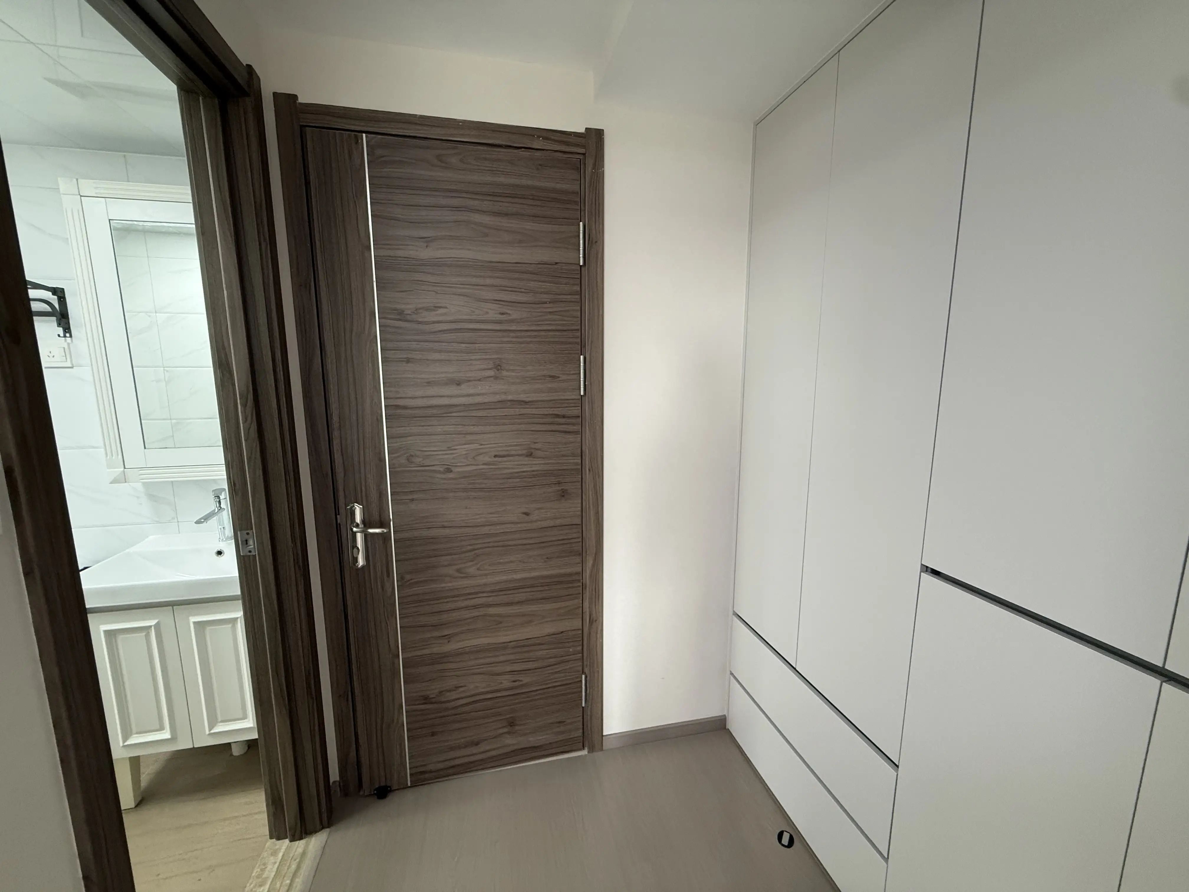 城南，仙桃碧桂园，精装4房2卫，单价5750业主自装，新装修，证满二