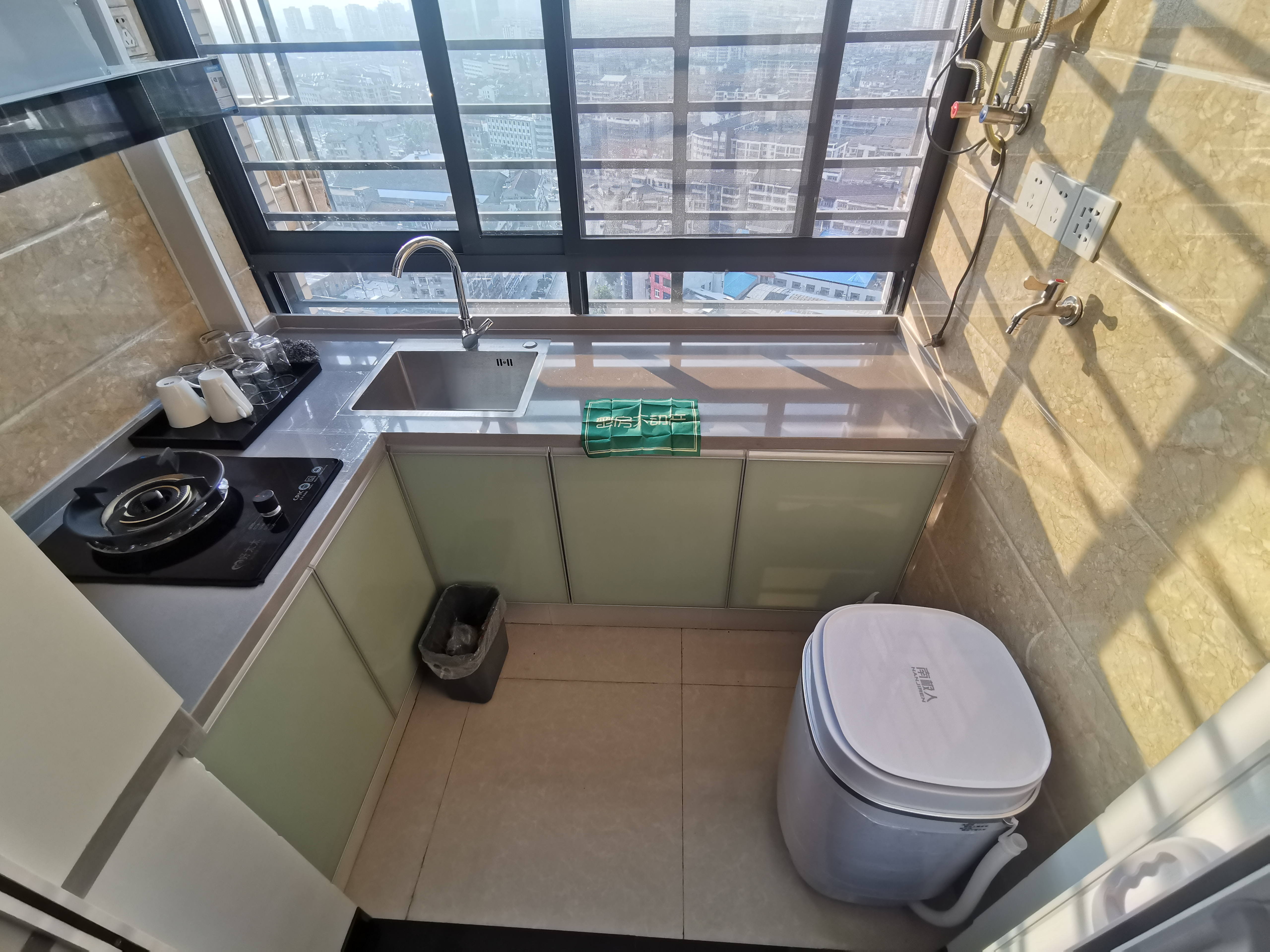 凯宾斯商城附近读三中全新精装房好楼层拎包入住可租可售