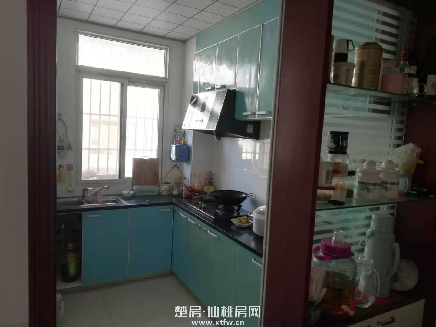 三室两厅两卫步梯中层有证清静读一中