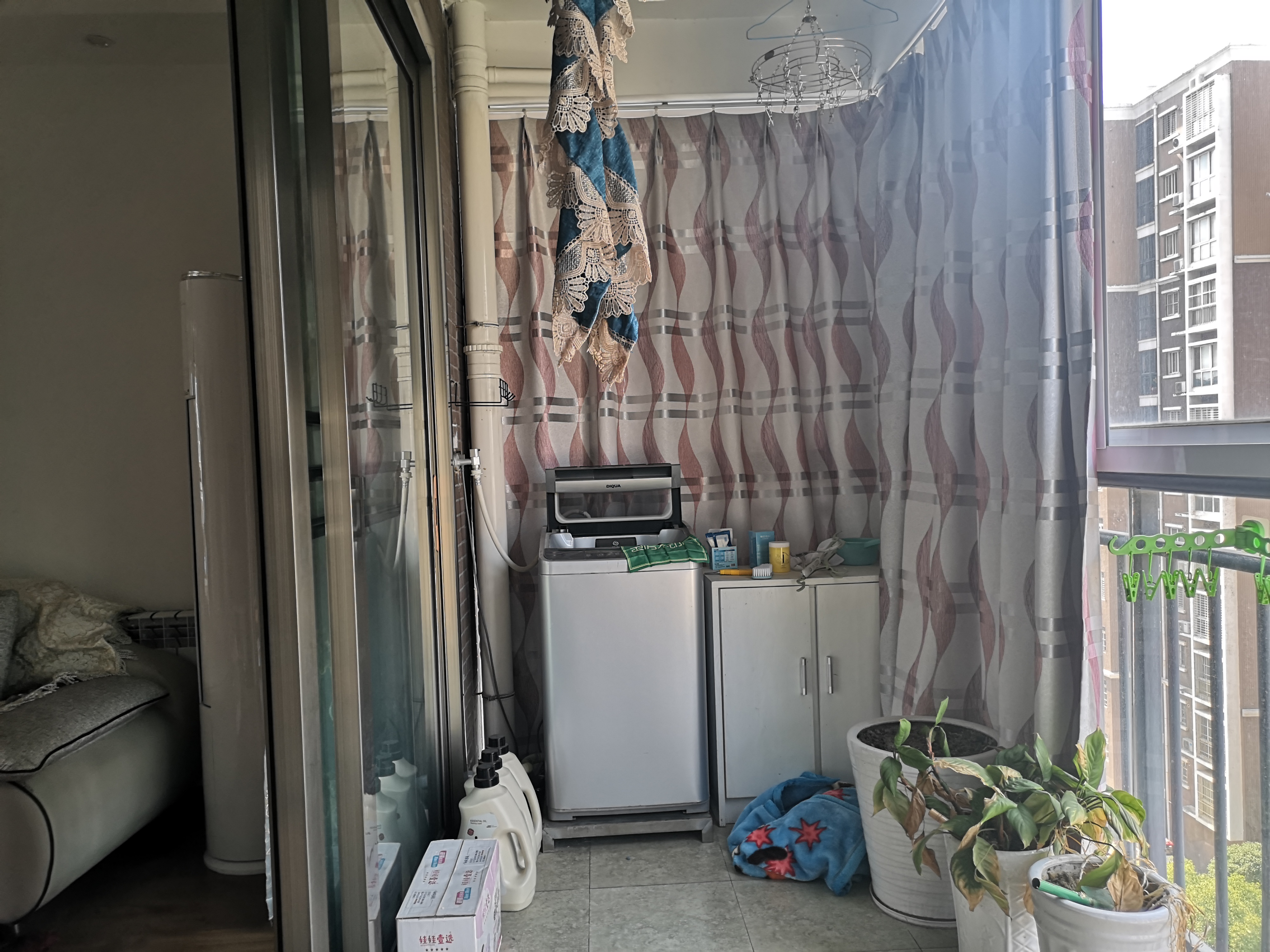 香岸华府电梯小高层好楼层精装大三房保养好采光佳小区环境优证满五