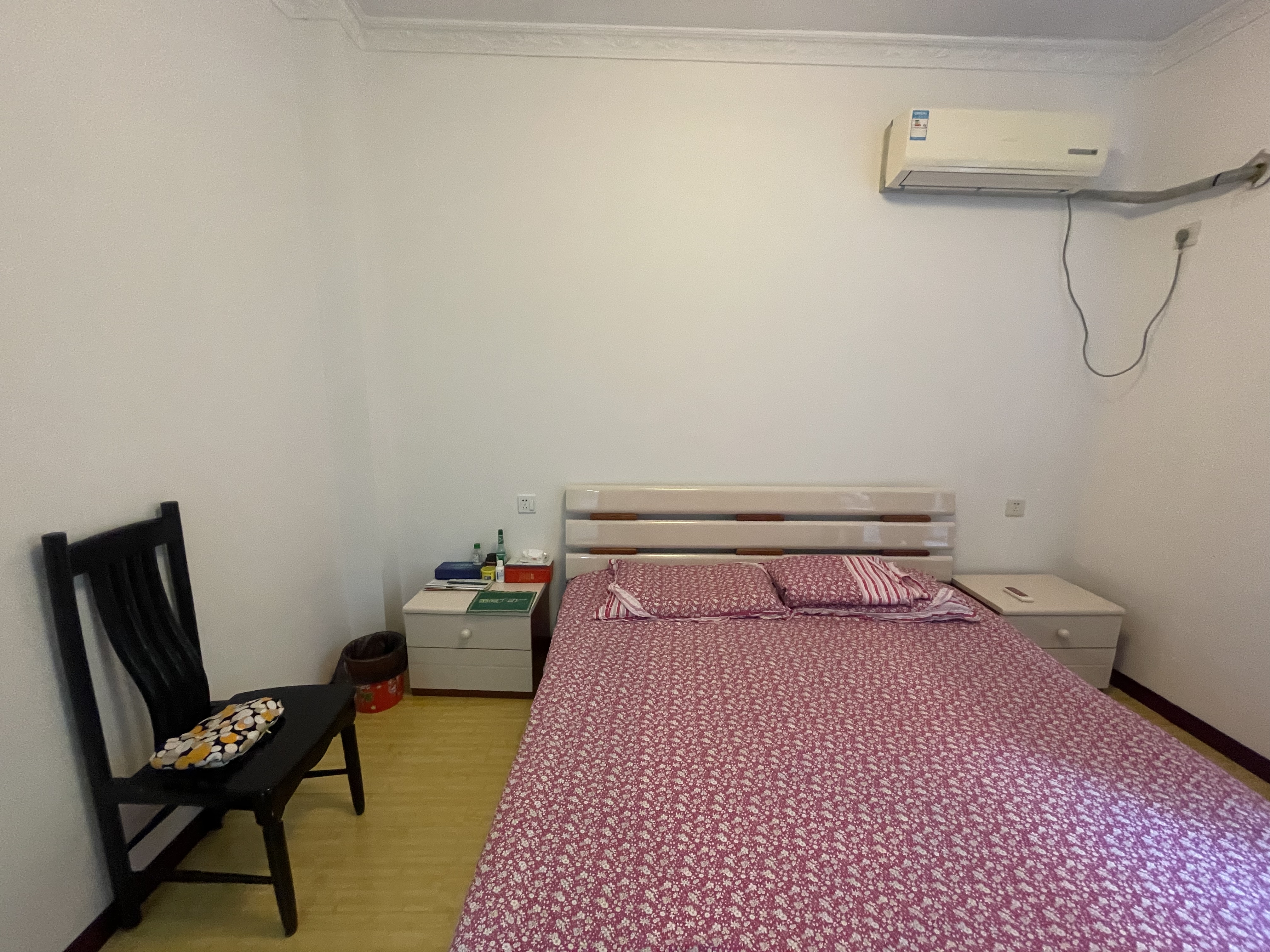 世纪雅园.电梯房.好楼层.妇幼.配套成熟.业主外地置业急卖.拎包入住