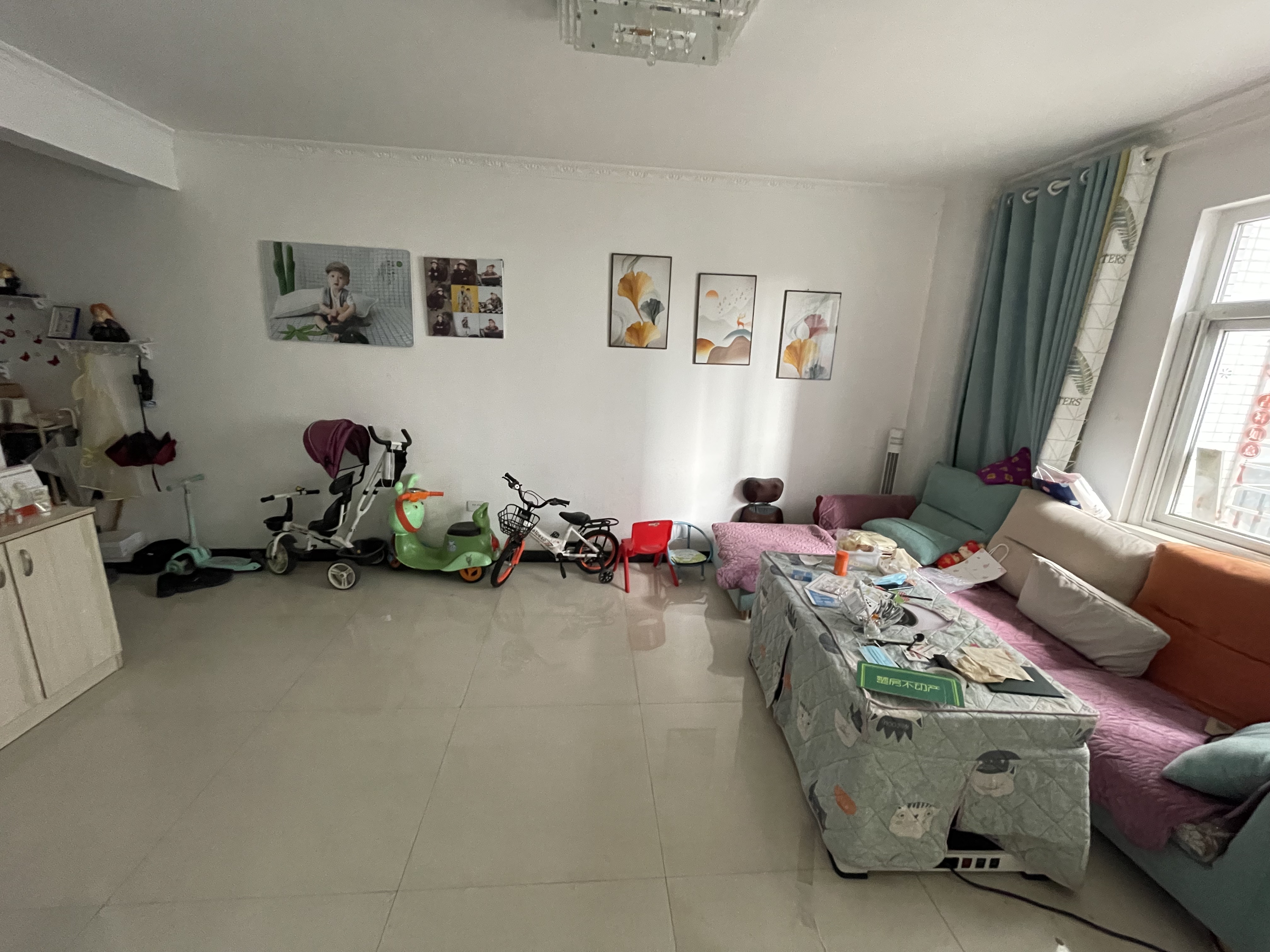 翰墨苑一中对面精装两房证在手满二楼层很好很不错的