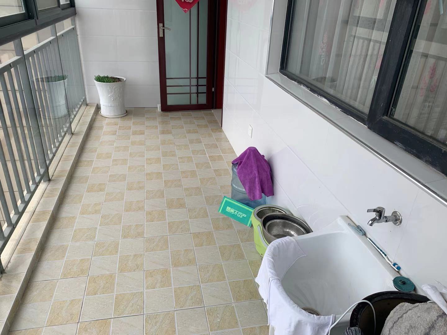 元泰未来城精装大三房带中央空调看房方便拎包入住价格美丽