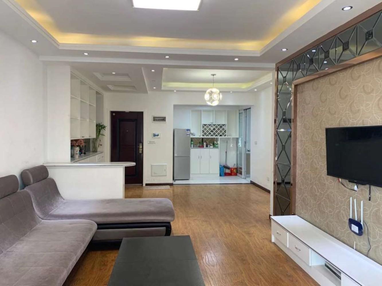 精致3室2厅2卫1阳台，小户型，大生活