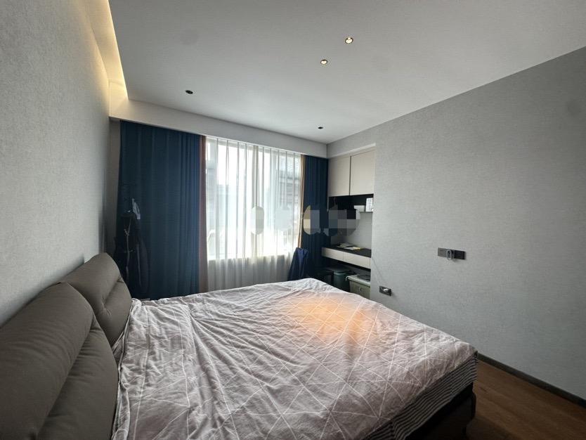 房东亏本出，祥生毫华别墅，全屋地暖，品牌装修，证满二