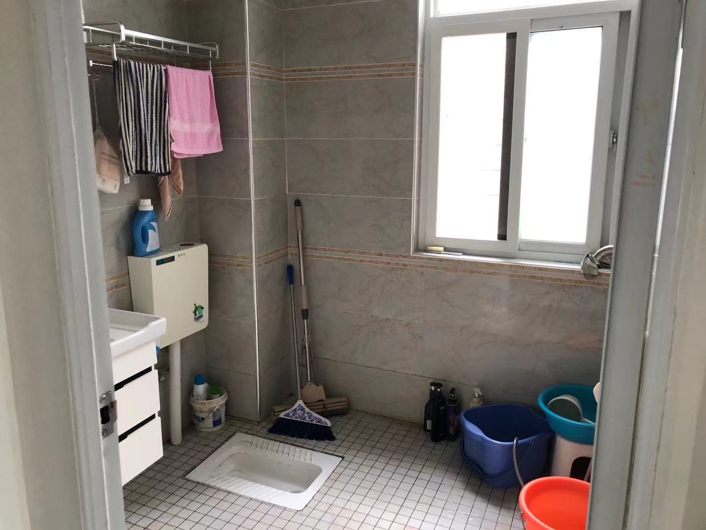 和园公馆精装三房复式楼家里成色新拎包可住周边配套齐全位置好