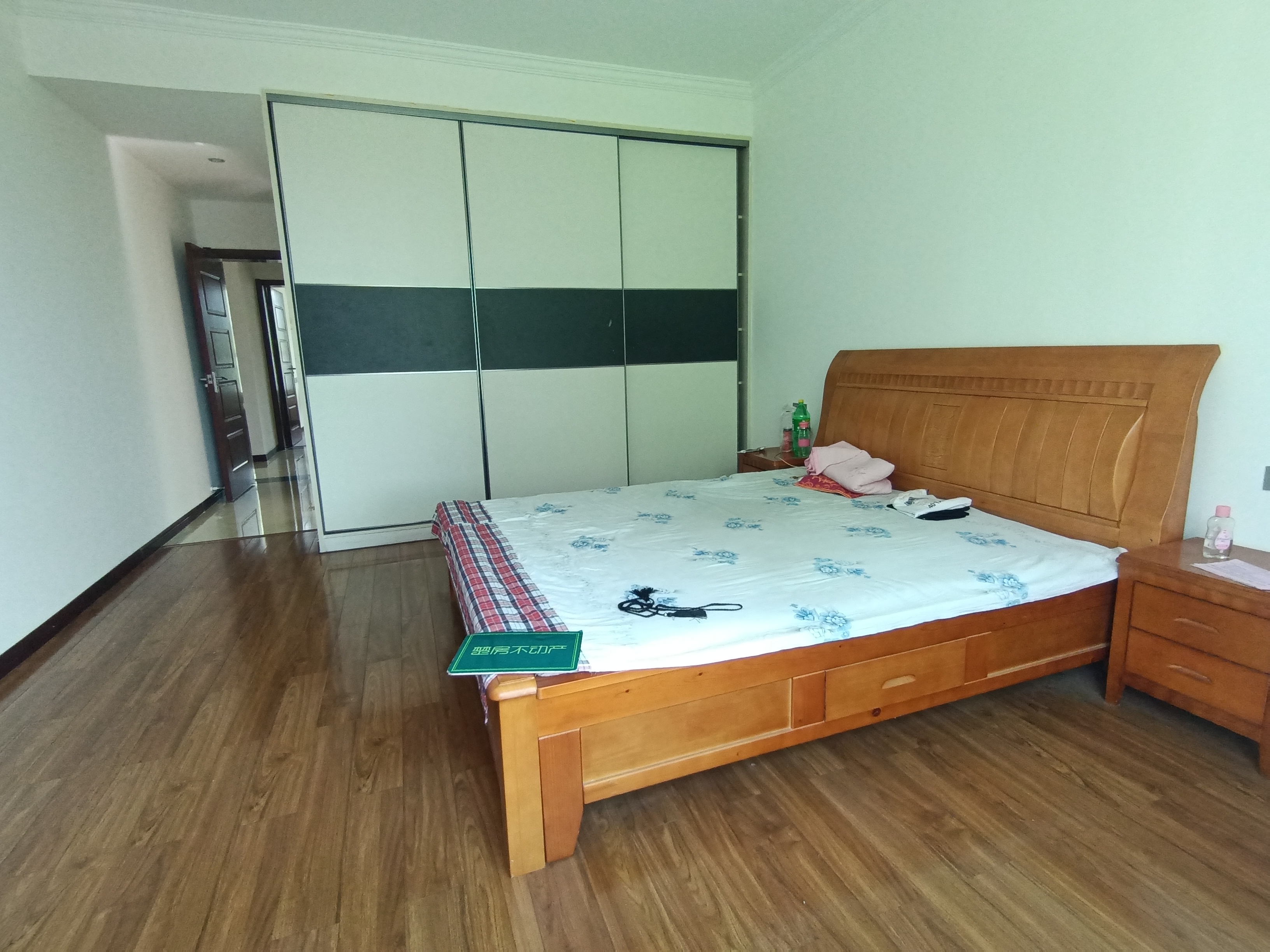 一中花园有证的大平层步梯好楼层可按揭