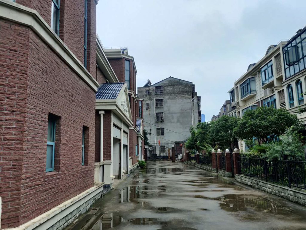 桃园居别墅职院对面有车库好停车带花园要便宜别墅的看过来