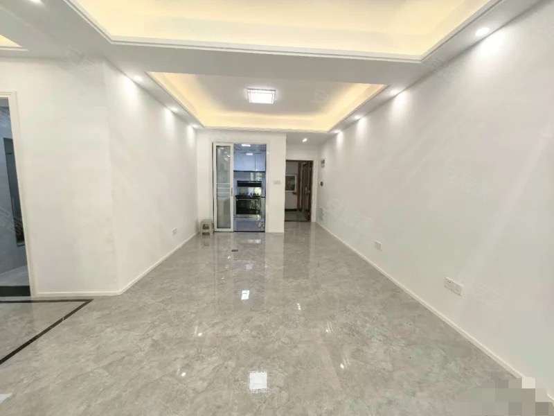 捡漏，城南，沔阳公馆，精装三房两卫，老证，成色新