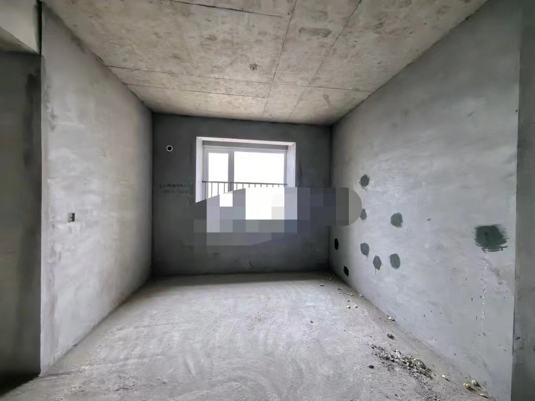 17，降价了，满庭春毛坯三房，单价4800，,中间楼层，证满二，业主急售看中可谈