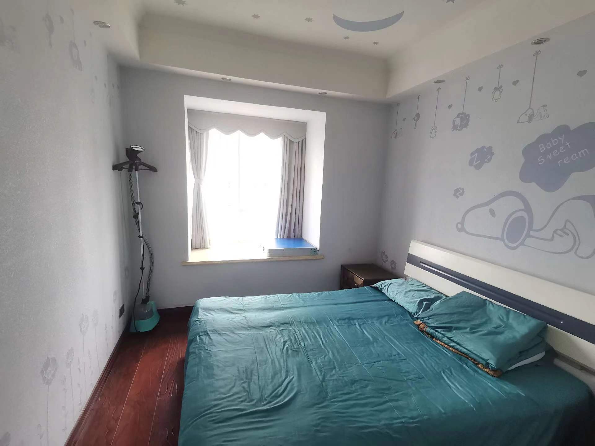 东城国际.精装三房.证件满二.看房方便