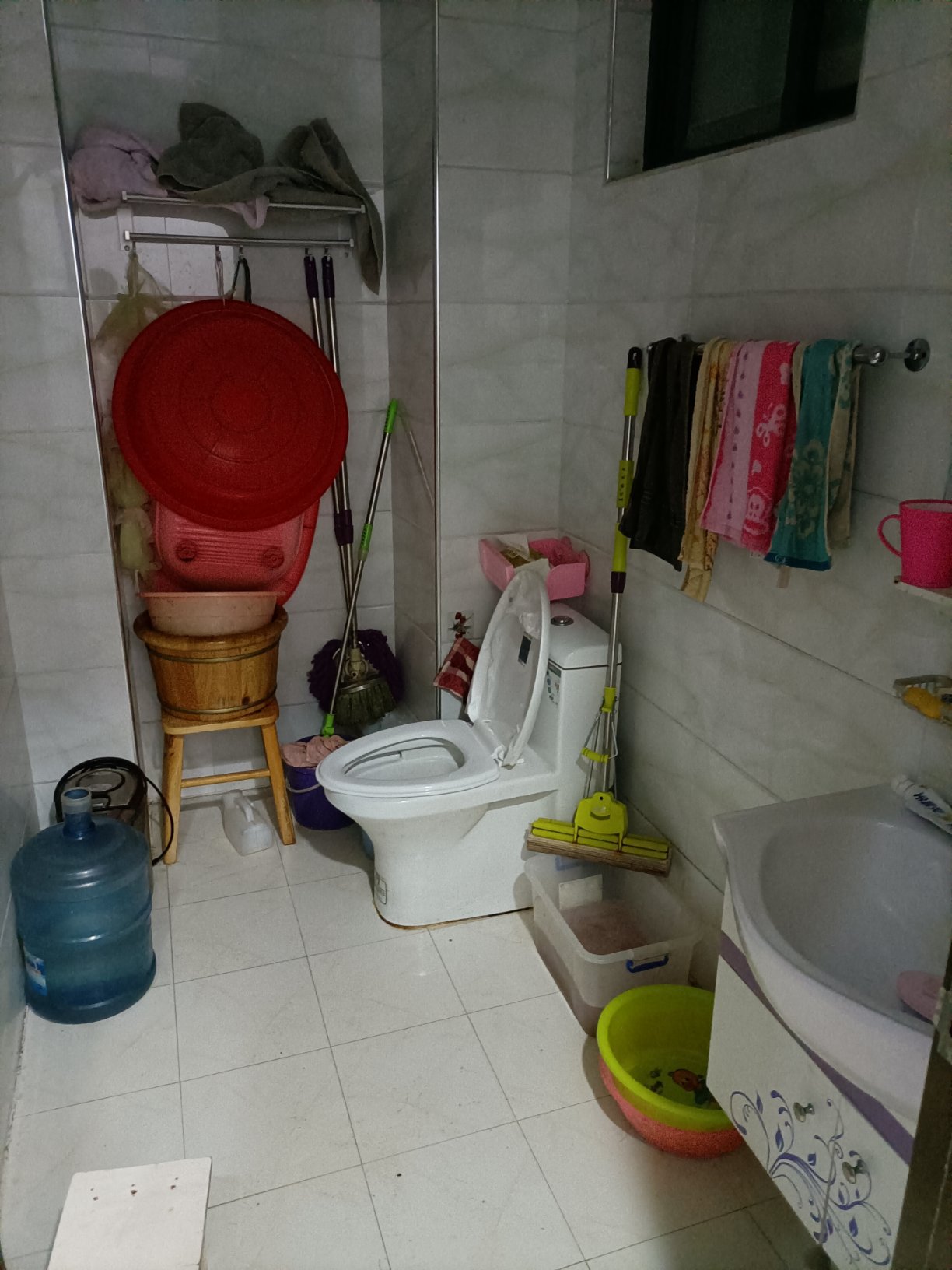 新城壹号精装小户型，拎包入住，证满两年