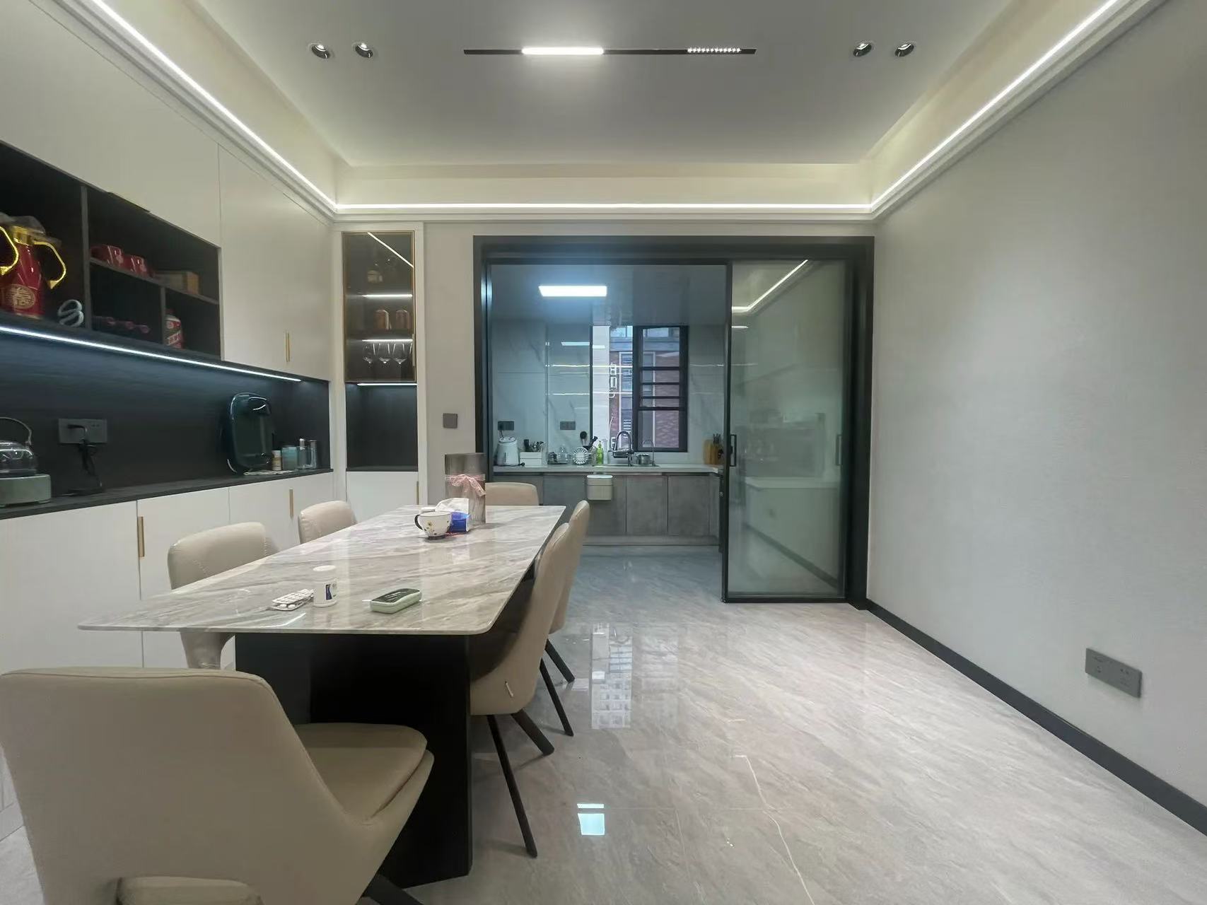 捡漏，绿地香格里拉，花园洋房，好楼层4楼，亏本出售，证满二