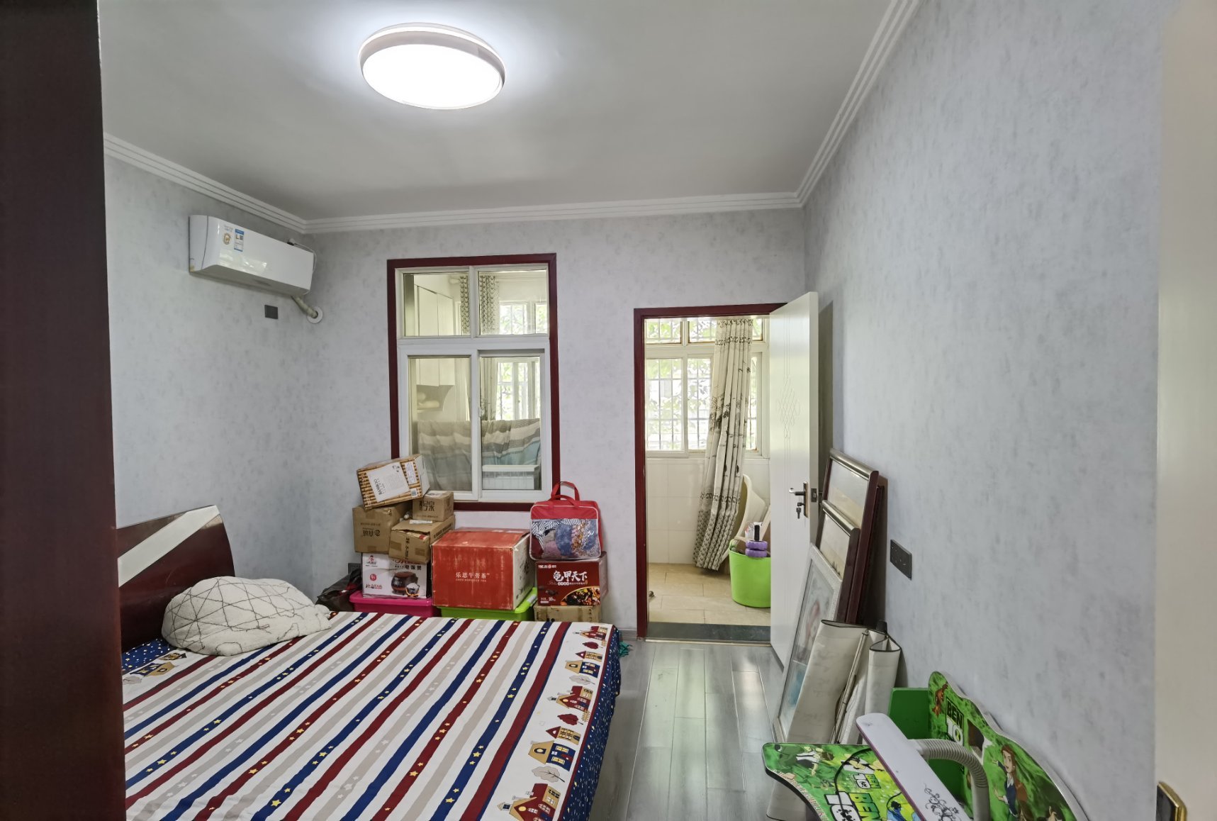 四中对面天泽园步梯中层中装大三房满五唯1