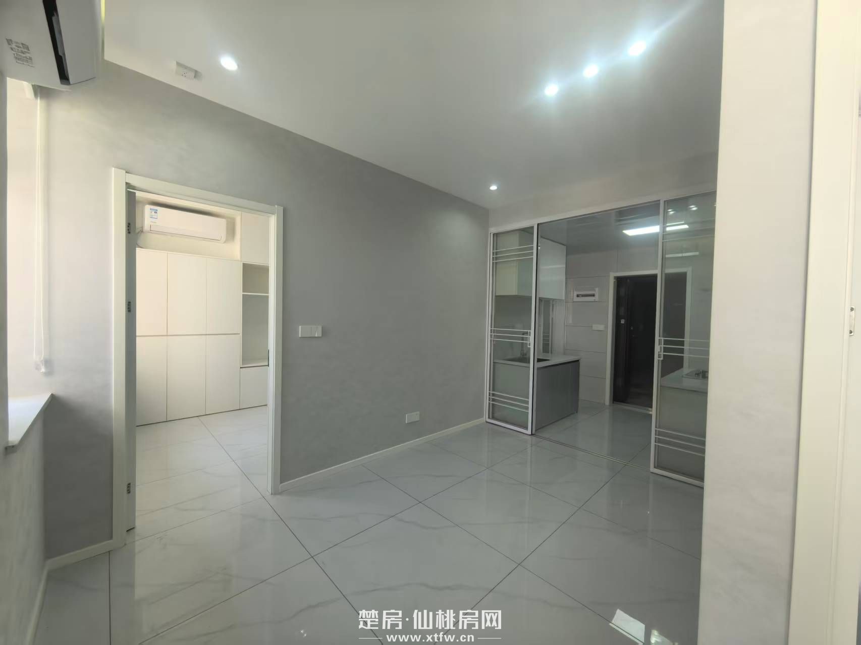 电梯80平全新精装24.8万