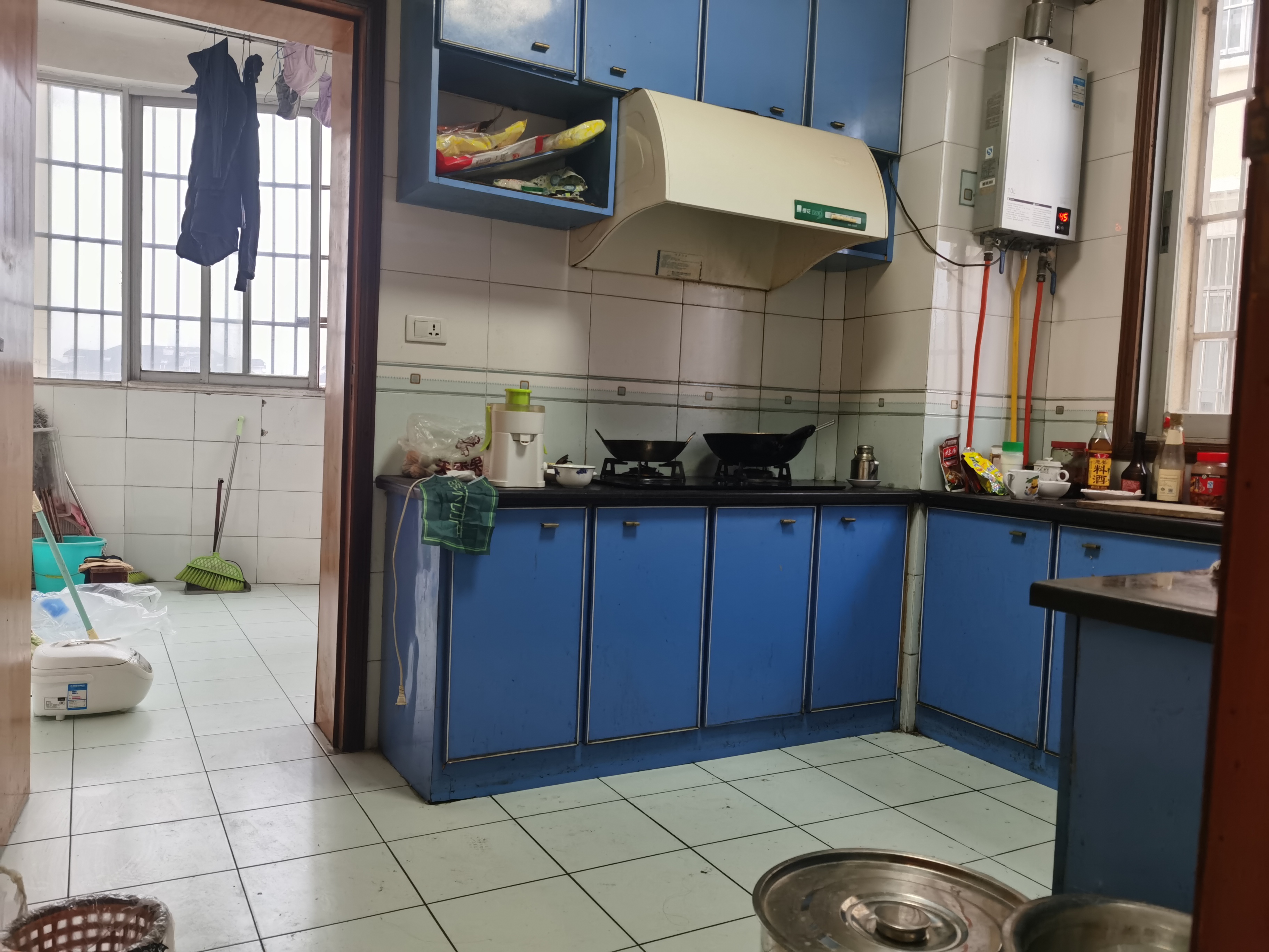 德政园香榭里精装大三房三面采光拎包入住看房方便诚心出售