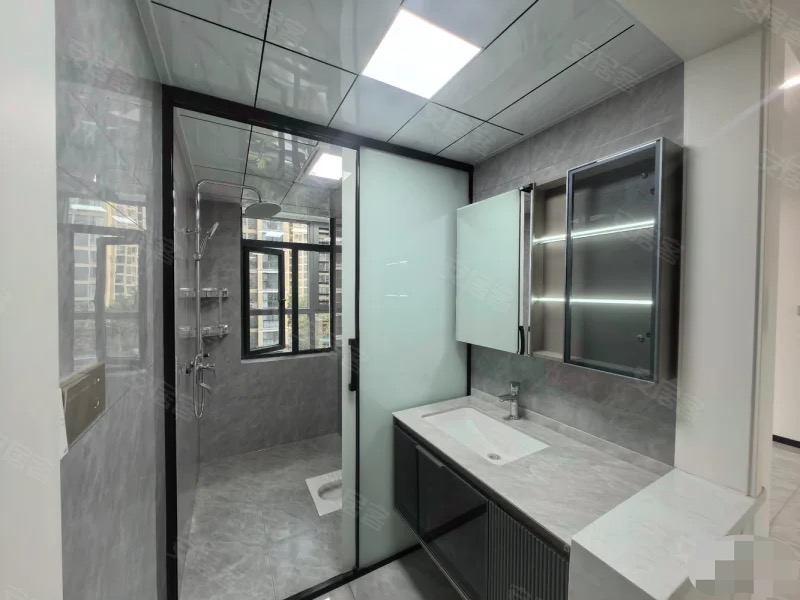 降价了，城南，新城一号，电梯小高层，好楼层，南北通透，双阳台，全新装修，