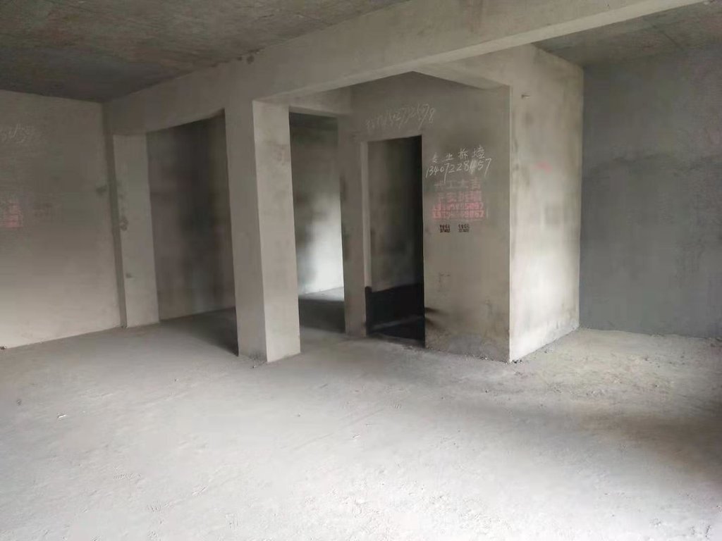 和合国际四期毛坯三房南北通透好楼层看房方便诚意卖