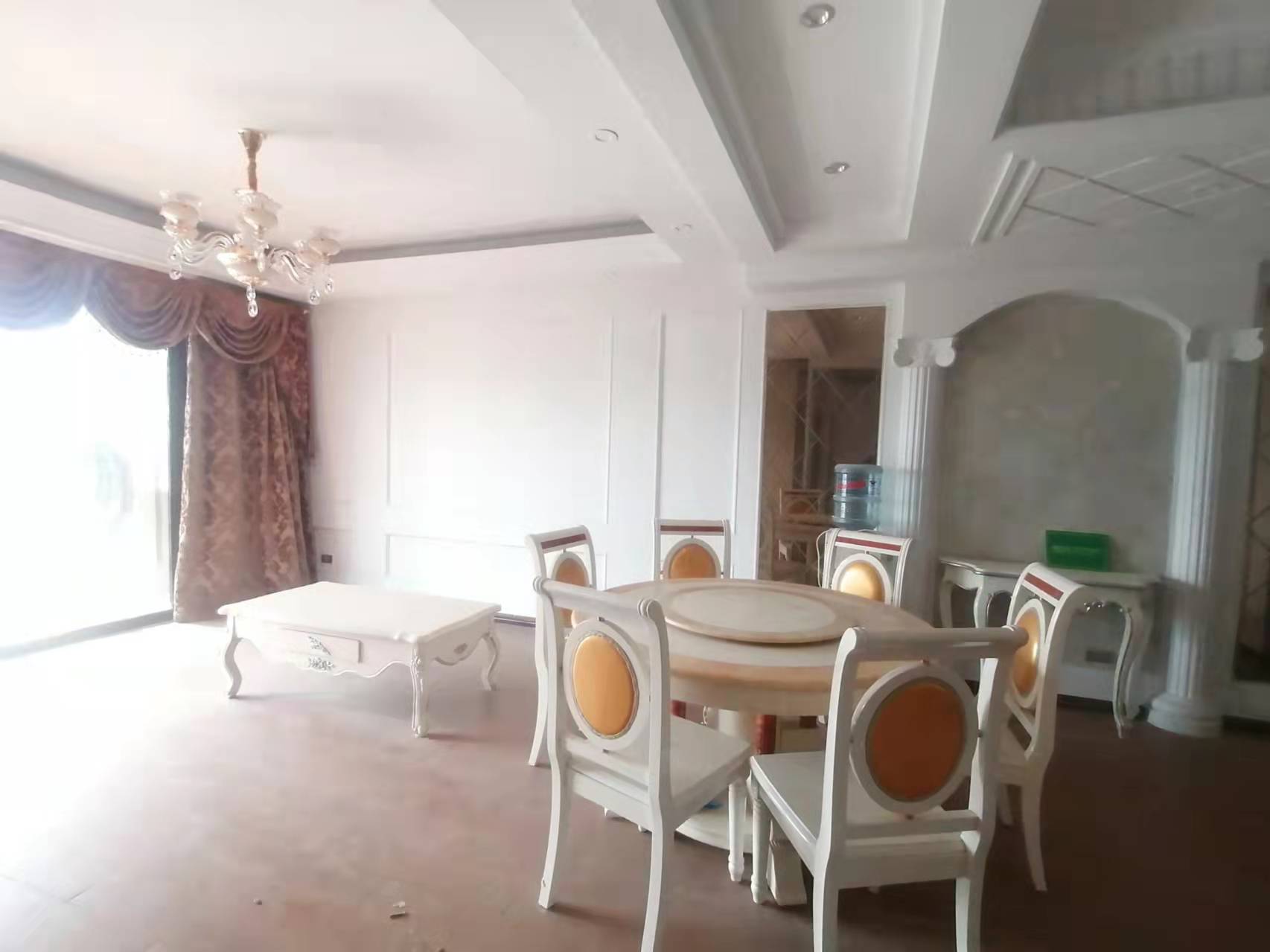 御台公馆南北通透大4房证满2年视野开阔2梯2户小高层只卖毛坯价