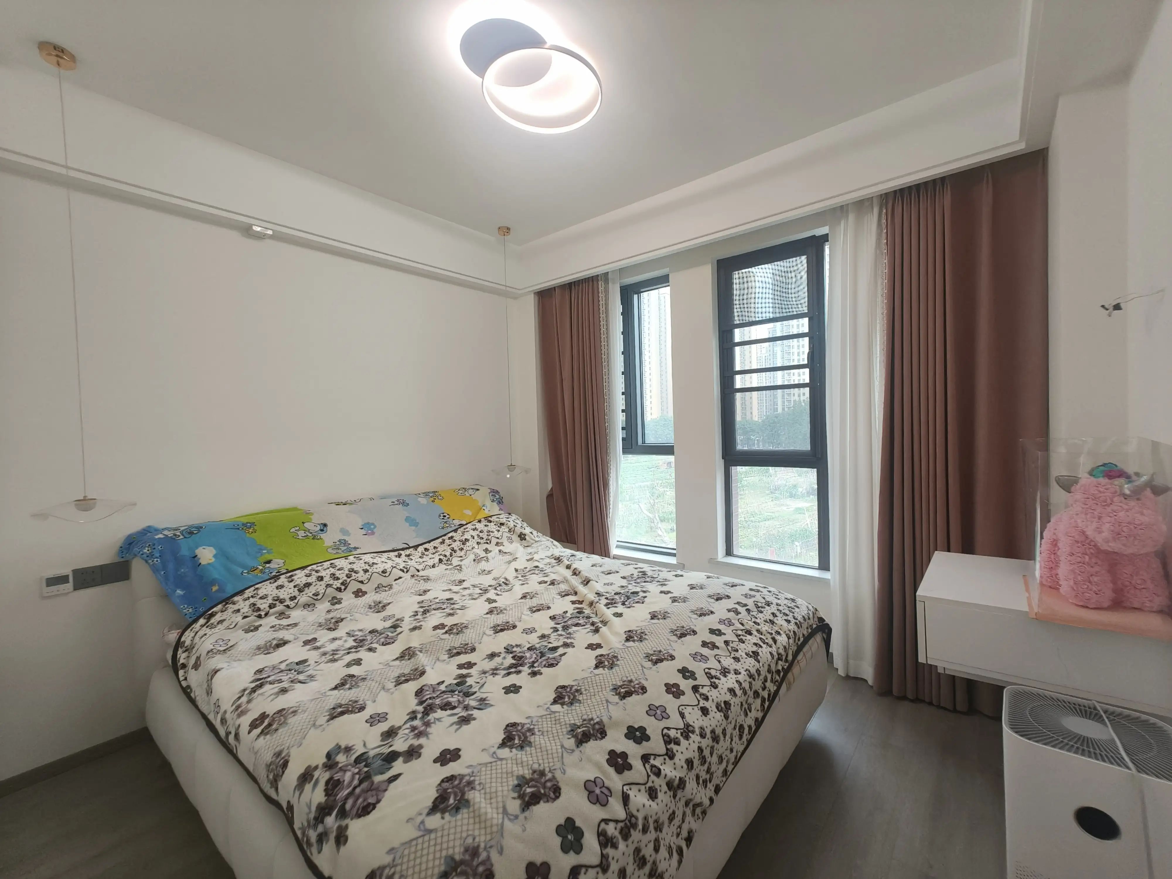 城南，新城一号5期，洋房，精装三房，一梯两户，证满二，好楼层