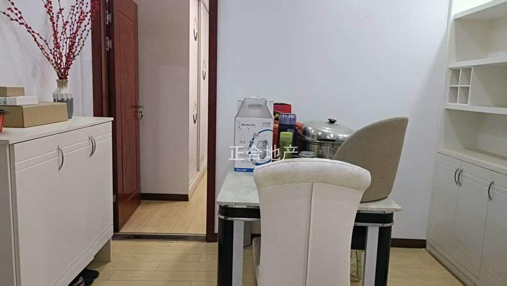 捡漏，和合国际，精装三房，单价3800+，证满二，业主诚心出售，证满二