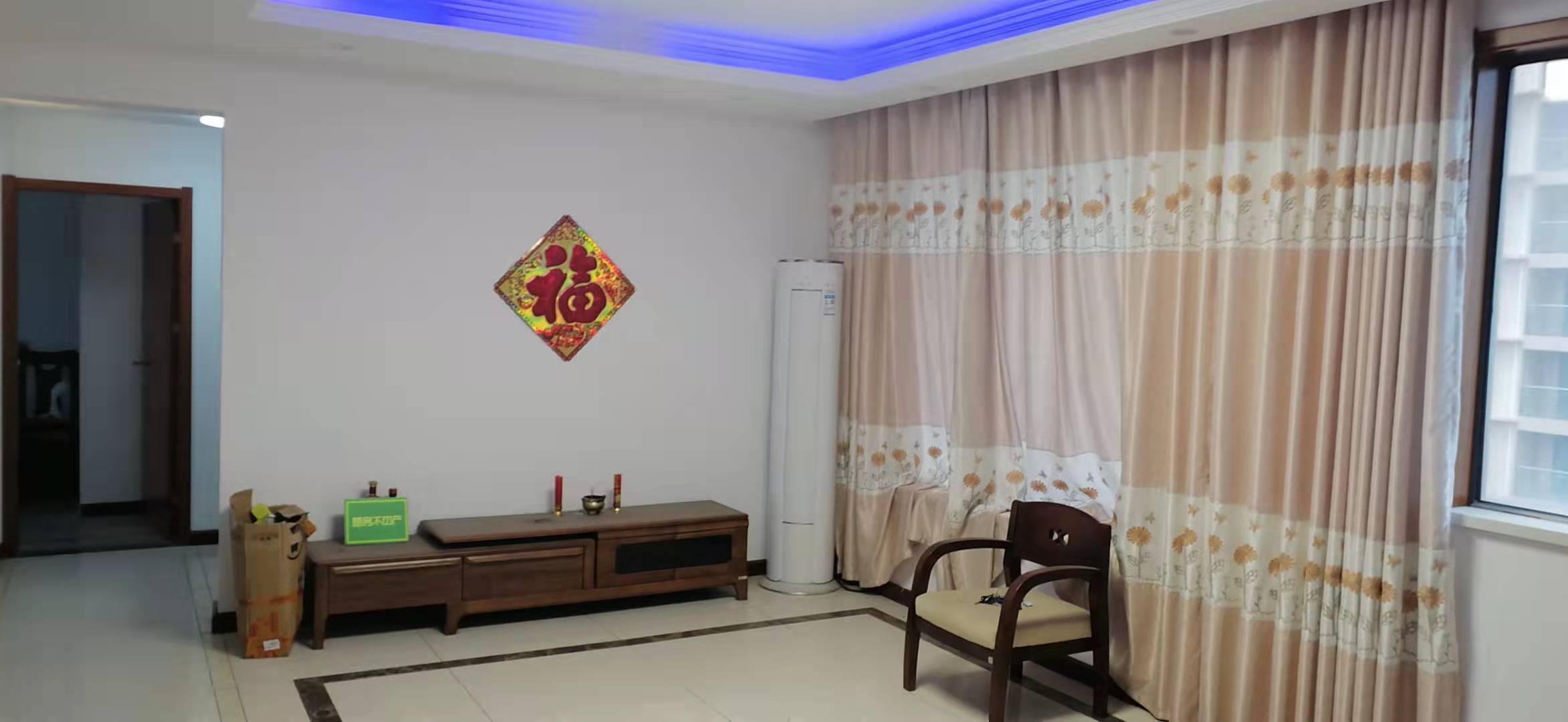 紫润尚城精装三房诚心出售，成色新保养好