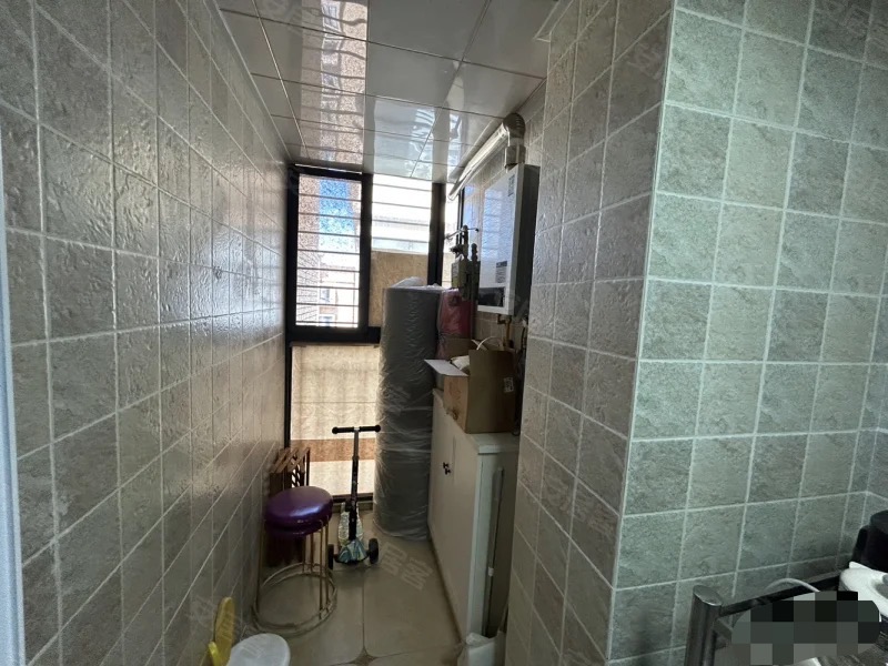 129，降价了！！！森林国际。精装大2房，装修只卖毛坯价家具家电齐全。老证