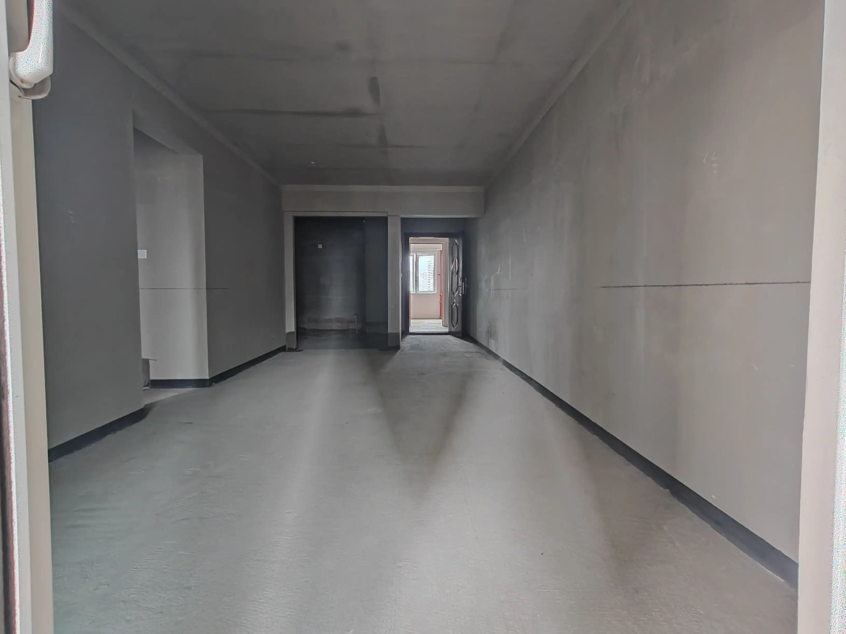 城南，碧桂园，毛坯三房，带车位，中间好楼层，证满二