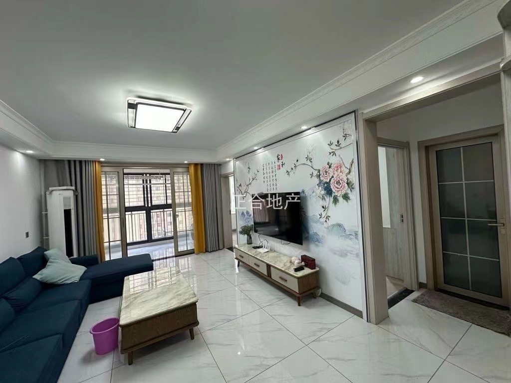 房东急售，满庭春，精装三房，拎包入住，证满二，中间楼层