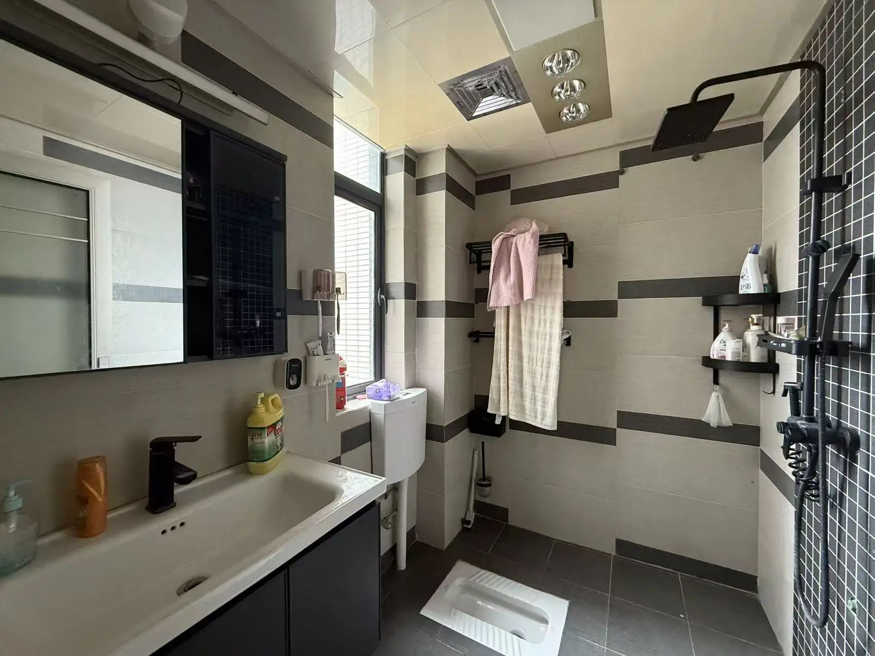 捡漏，商城旁，老三中，鸣宇尚城，电梯小高层，精装三房