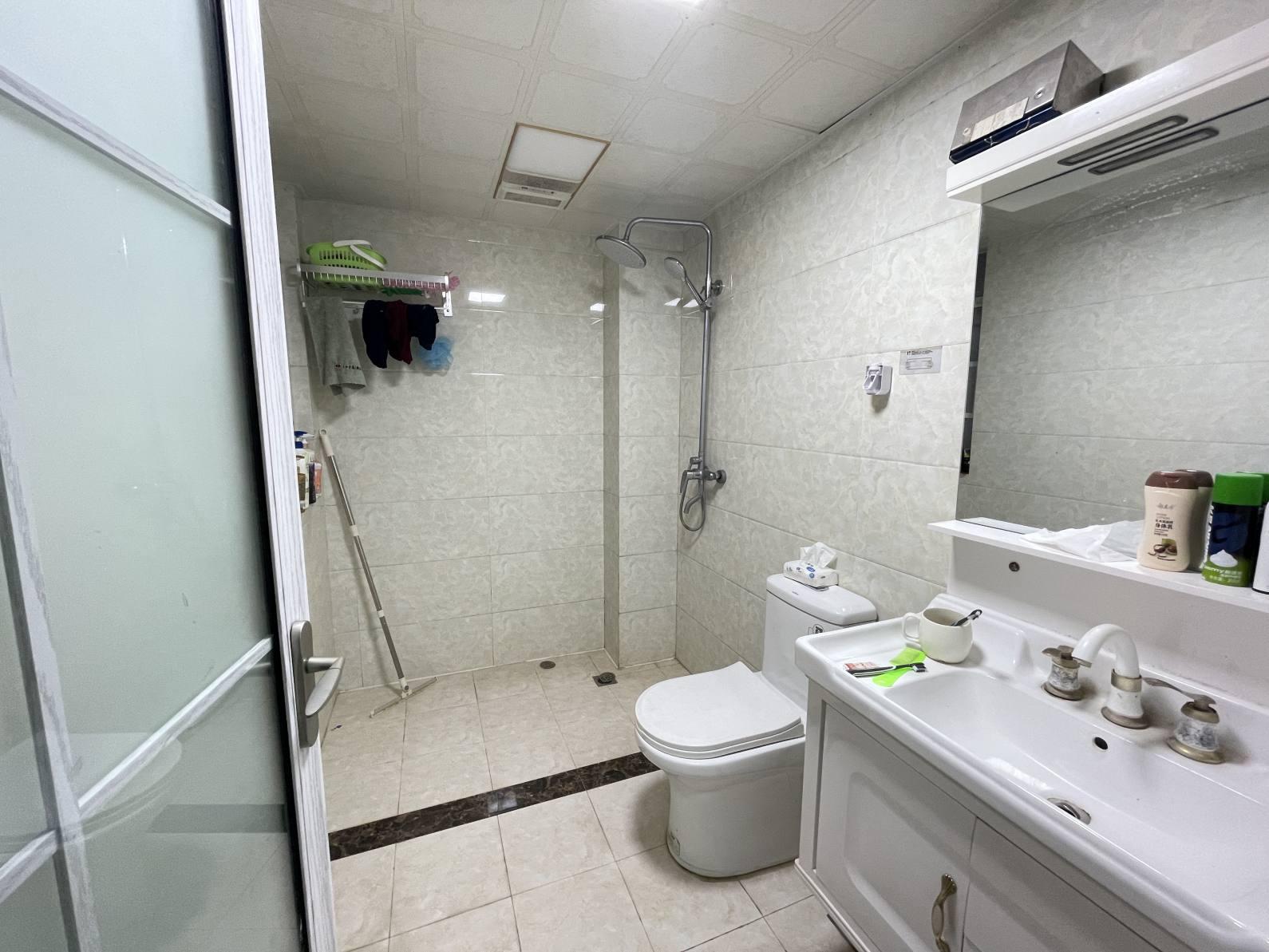 沔阳公馆精装步梯三房拎包入住