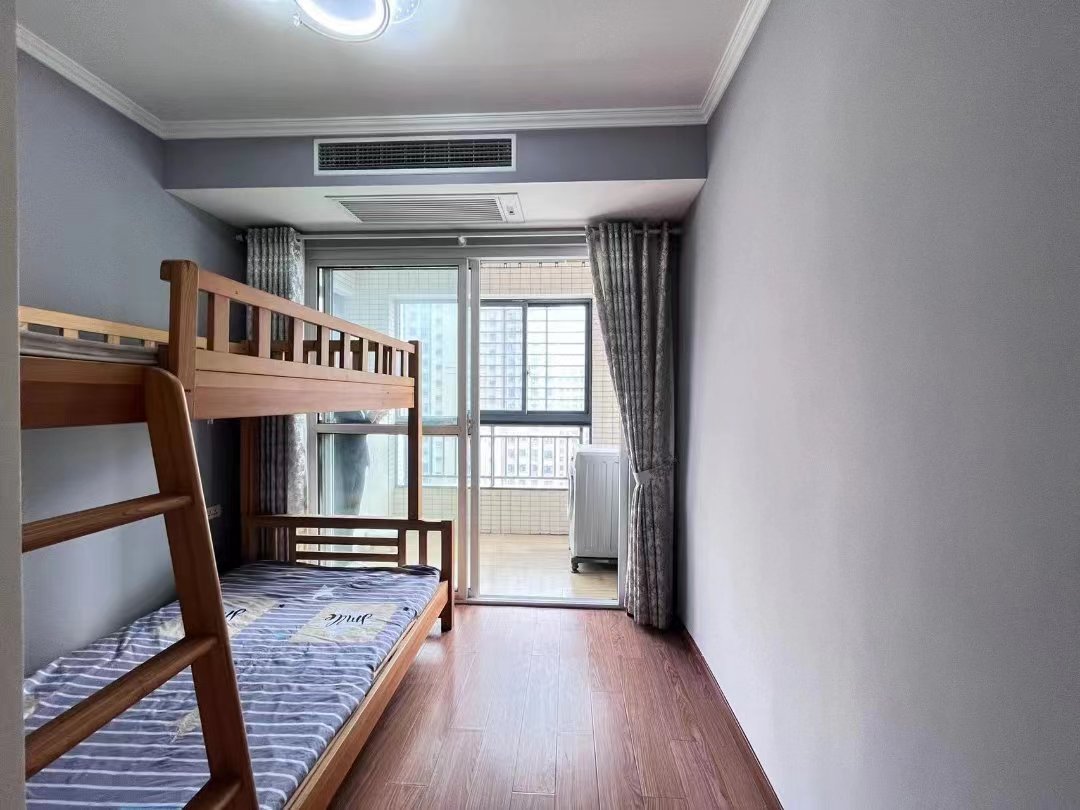 和合国际.精装三房.房子成色新.看房有钥匙