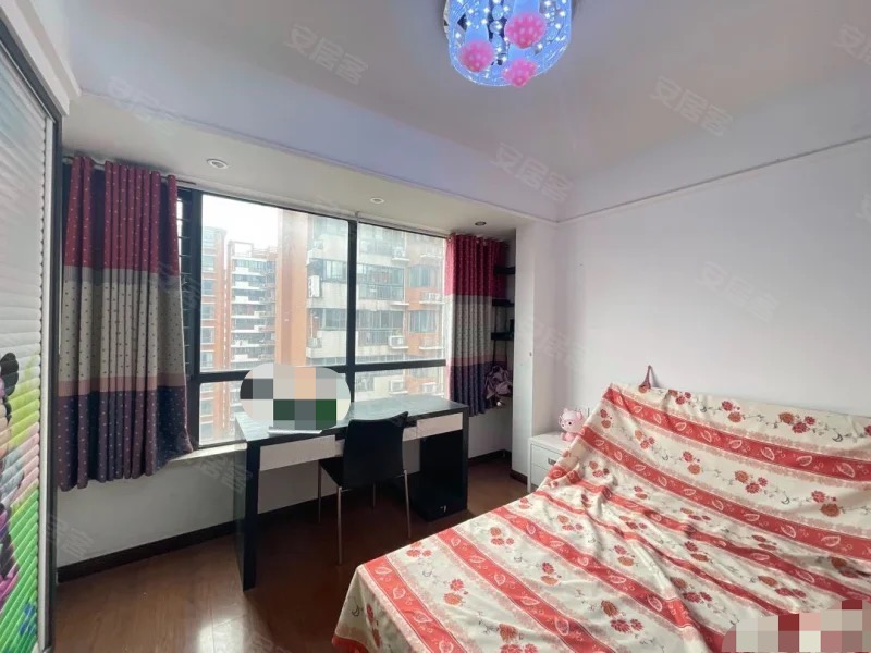 330，仙桃新妇幼旁，金域城邦，精装4房，单价3600，电梯小高层，捡漏