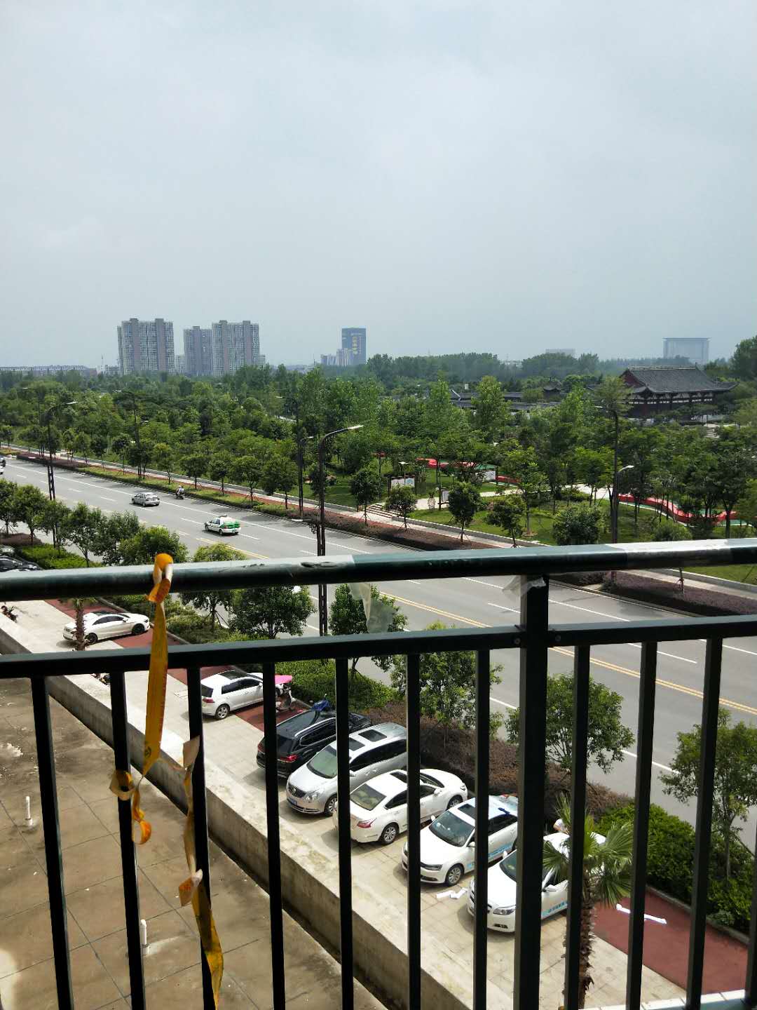 新城壹号五期毛坯现房单价5字头楼层好主业急售 看房