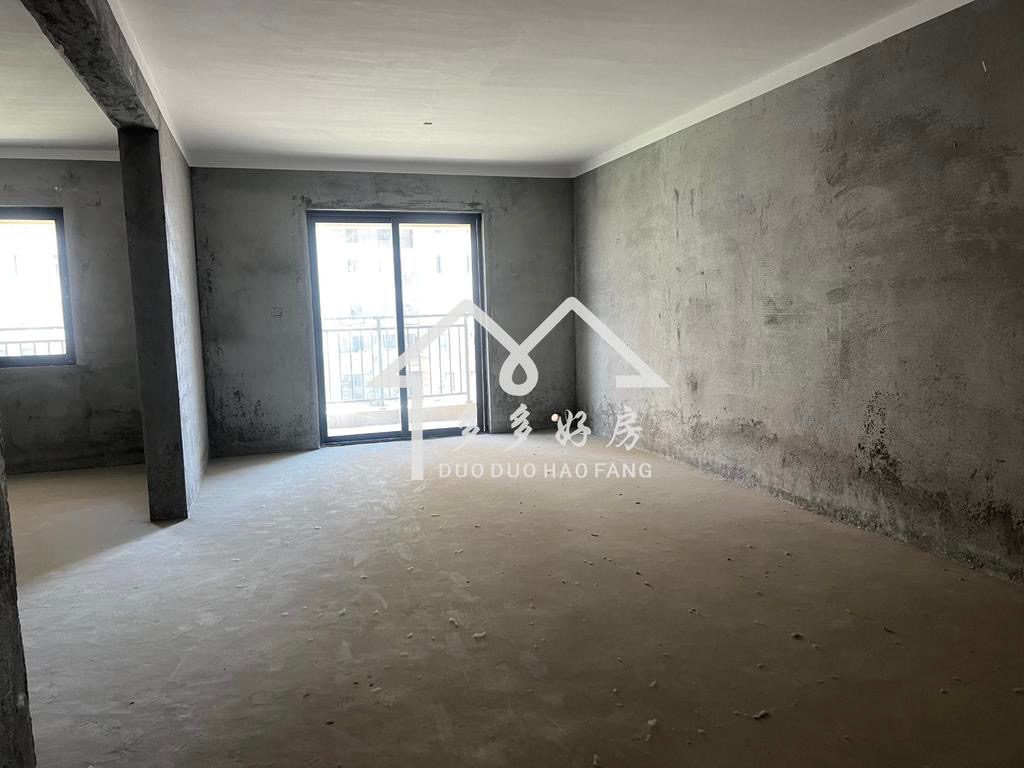 观澜府，单J3800，刚交付新房，大三房，两卫，少花钱，买好房，值得一看