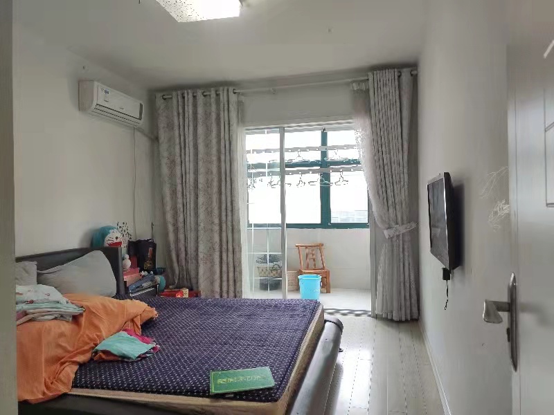 房东急售城市花园二期电梯精装修三室两厅两卫